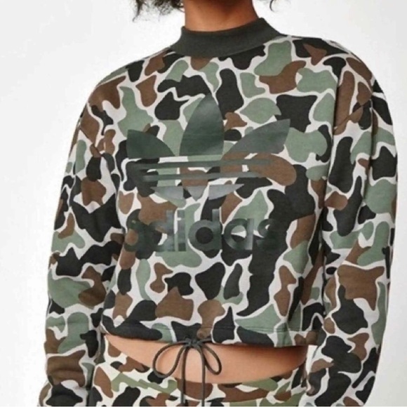 Adidas Camo Cropped Sweatshirt Classic Trefoil XS oversized NWT - Picture 1 of 11